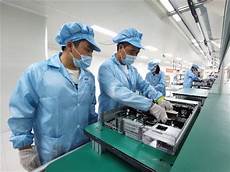 与家人联系只能靠 网站服务器租用费是每个月150美元